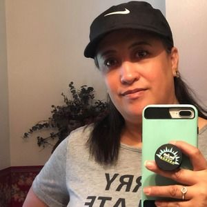 Meet your Posher, Veronica